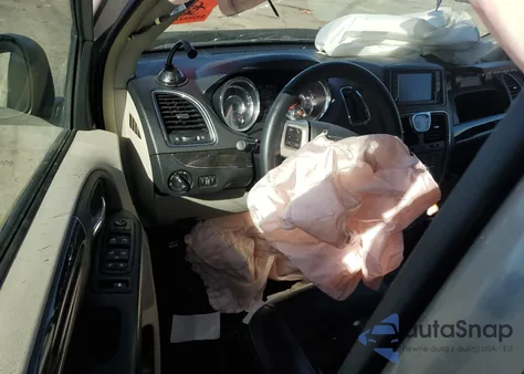 2016 Chrysler Town & Country Touring из США, поврежденный, VIN 2C4RC1BG4GR138106